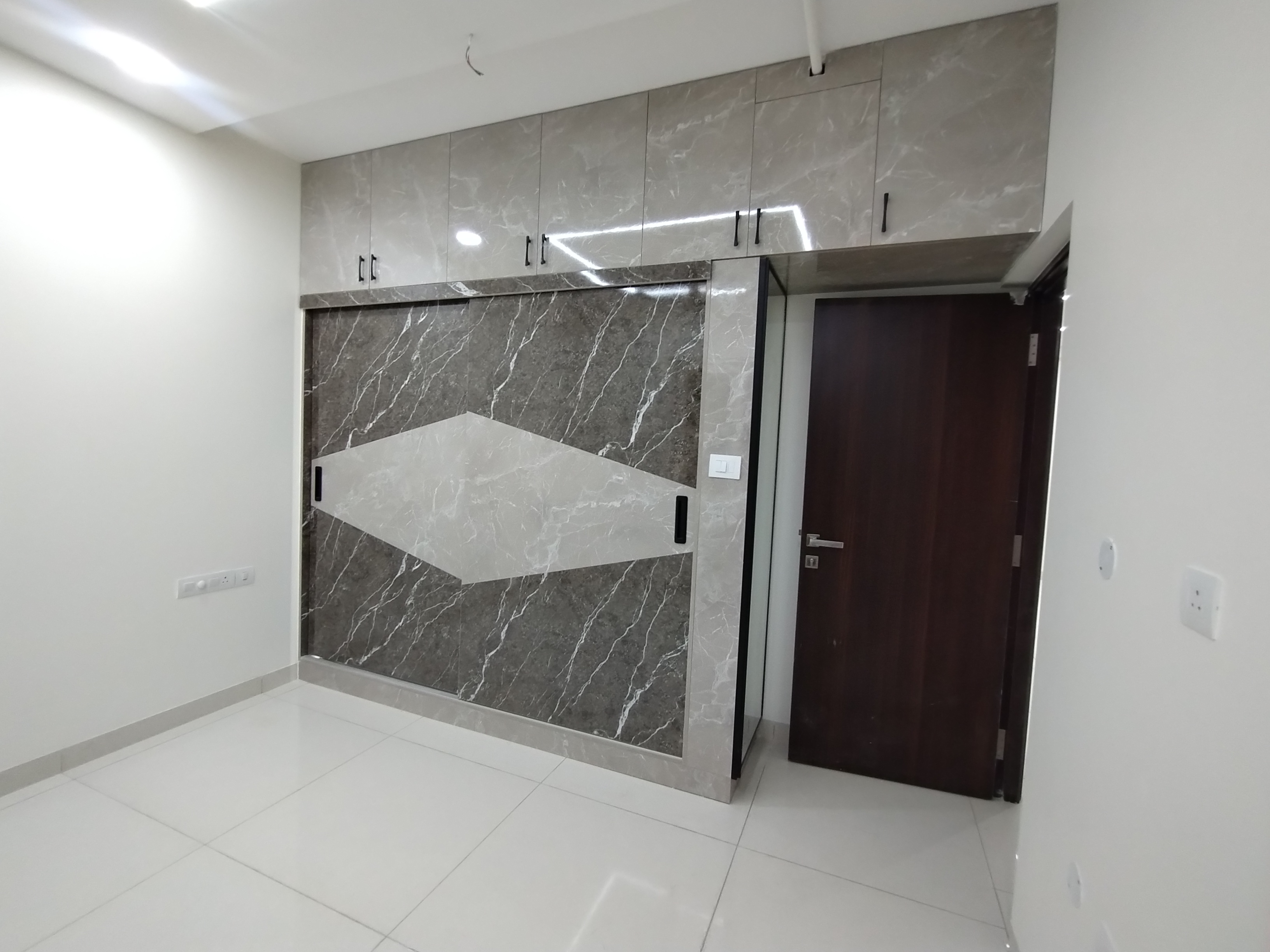 3 BHK + Pooja Room Apartment For Rent in Aparna Sarovar Zicon
