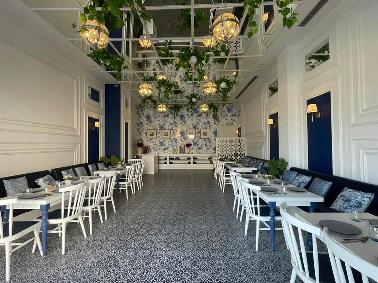 Balcony, bptp-amstoria 3 Bedroom 2229 Sq.Ft. Builder Floor In Sector 102 Gurgaon 9527207