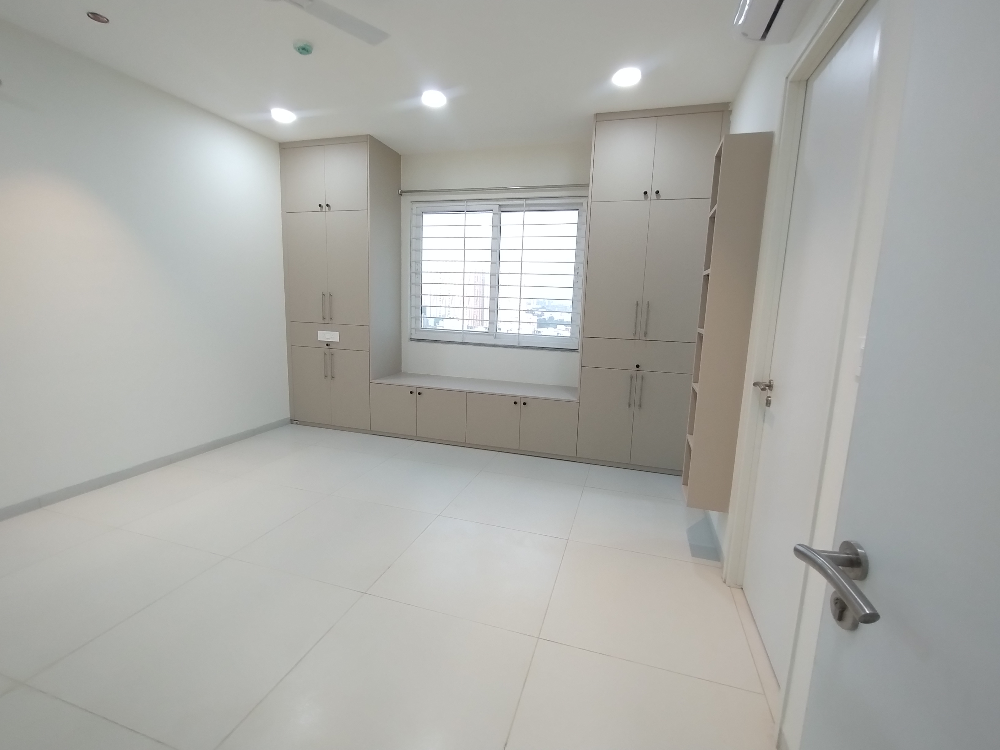 3 BHK + Pooja Room Apartment For Rent in Jayabheri The Nirvana