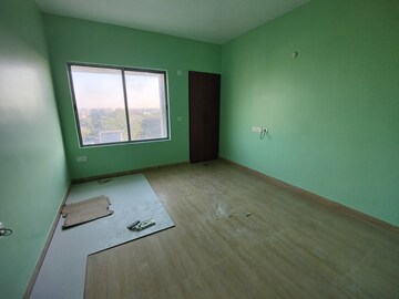 Room in 3 BHK Apartment at Pradhan Nagar – for Rent