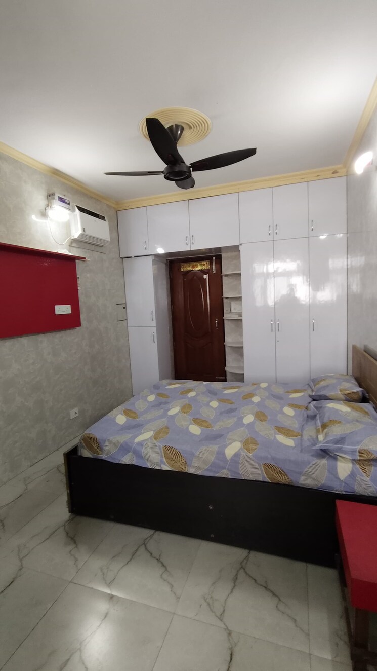 Bedroom, mittal-cosmos-executive-apartment 1 RK 280 Sq.Ft. Apartment In Sector 2 Gurgaon 9527240