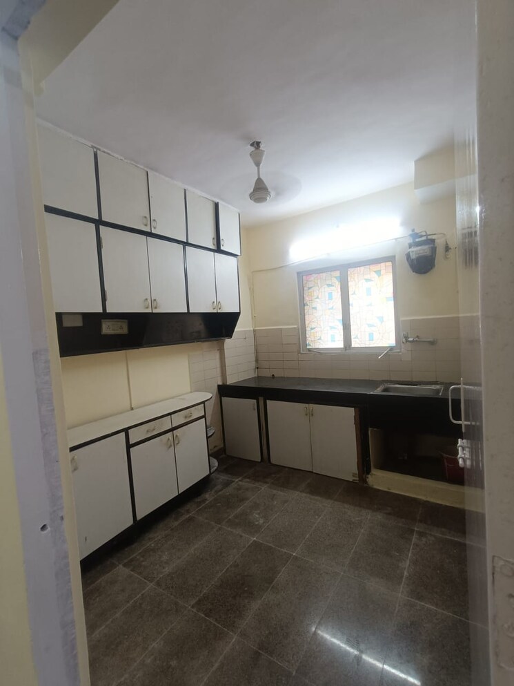 Kitchen, new-jay-palace 1 Bedroom 500 Sq.Ft. Apartment In Yari Road Mumbai 9527269