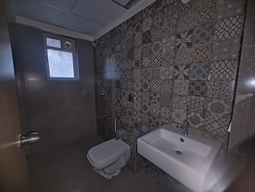 Bathroom in 2.5 BHK Apartment at Supreme Estia Phase 1, Baner – for Sale