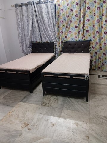 Bedroom in  Pg at Powai – for Rent