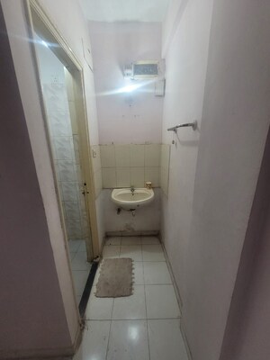 Bathroom in 3 BHK Villa at Sun Empire, Sinhagad – for Rent