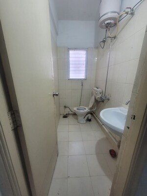 Bathroom in 3 BHK Villa at Sun Empire, Sinhagad – for Rent