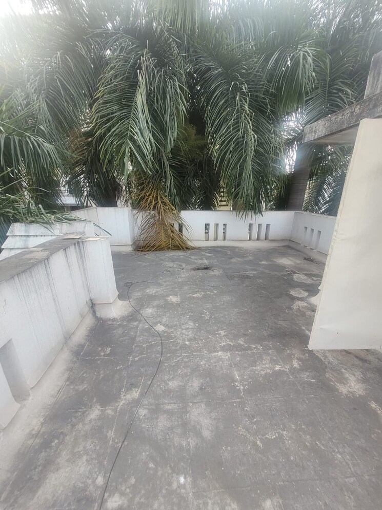  Parking, sun-empire 3 Bedroom 1800 Sq.Ft. Villa In Sinhagad Pune 9527281