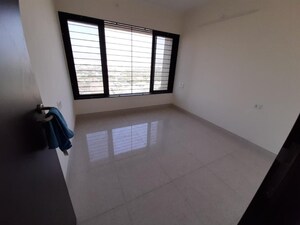 Room in 2 BHK Apartment at Sargam CHS Nanded, Sinhagad Road – for Rent