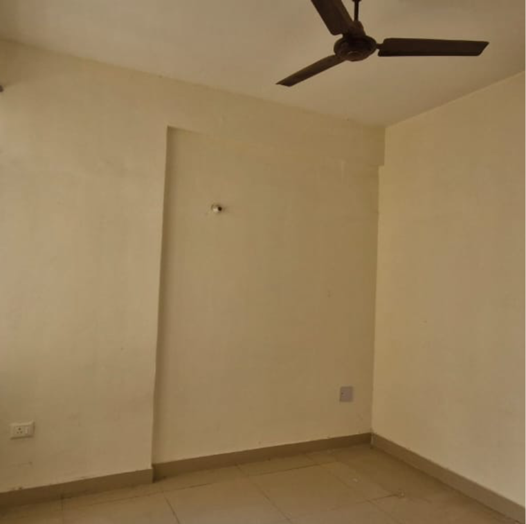 Room, auric-city-homes 3 Bedroom 672 Sq.Ft. Apartment In Neharpar Phase 2 Faridabad 9527325