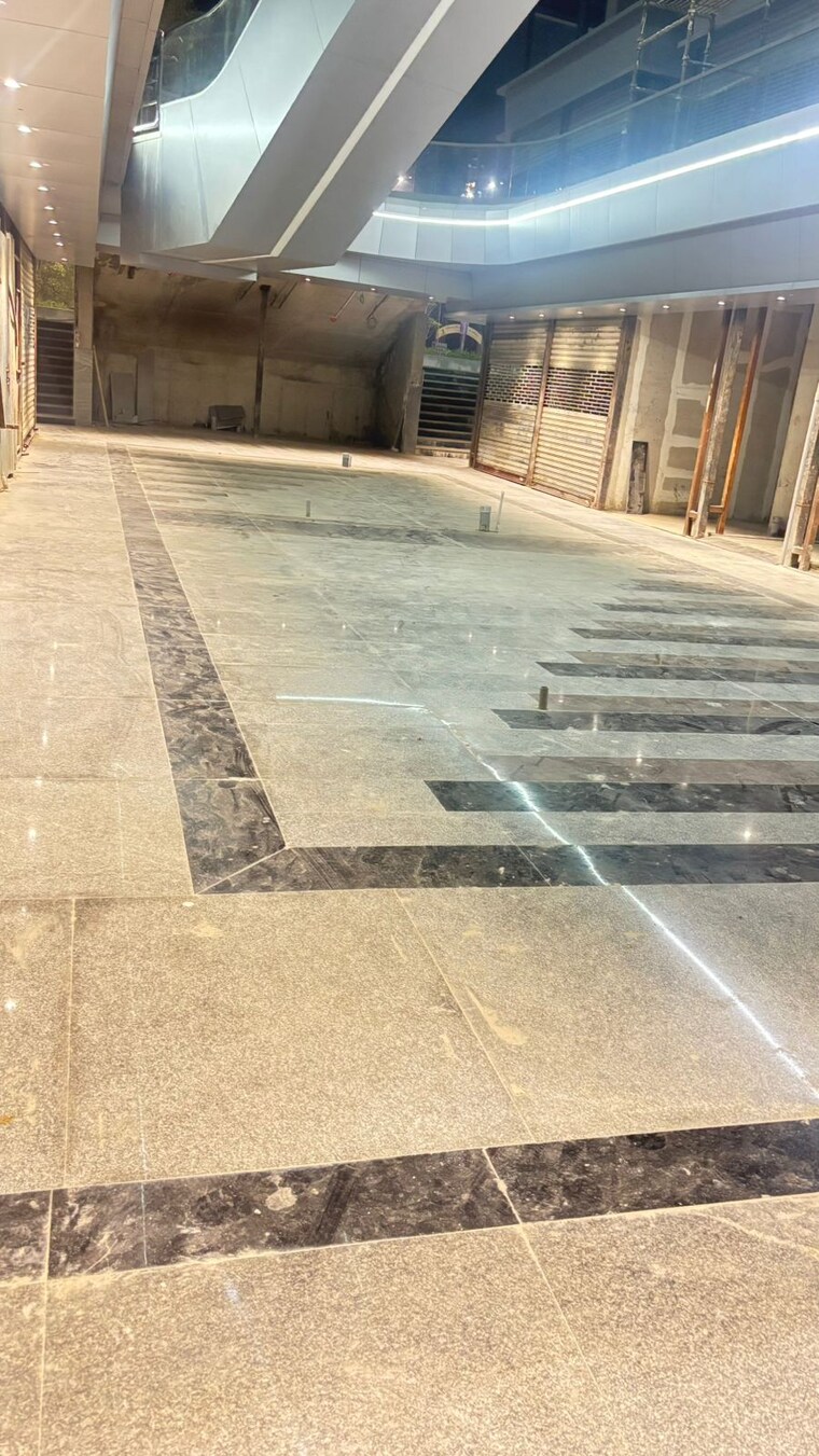 Balcony, ska-arcadia Commercial Shop 355 Sq.Ft. In Wave City Ghaziabad 9527364