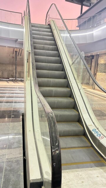 Balcony in  Shop at SKA Arcadia, Wave City – for Sale