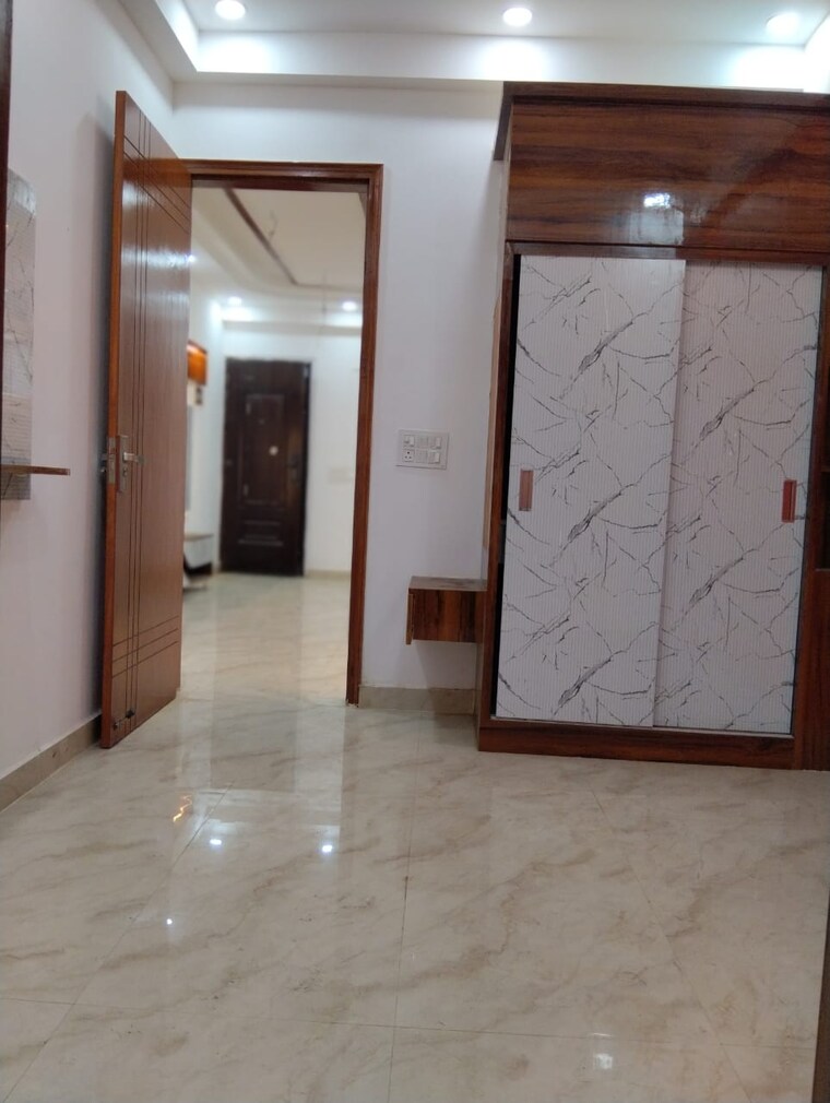 Room, dmd-hometech-awas-yojna 3 Bedroom 1355 Sq.Ft. Apartment In Sector 73 Noida 9527381
