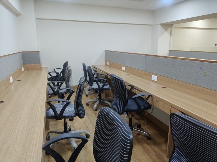 Team Area, akshar-business-park Commercial Office Space 650 Sq.Ft. In Vashi Sector 19f Navi Mumbai 9527460