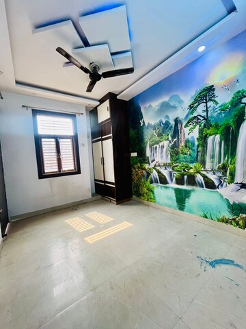 Bedroom in 3 BHK Builder Floor at Dwarka Mor – for Rent