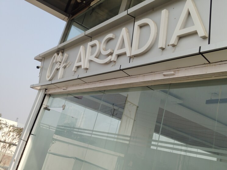 undefined, ska-arcadia Commercial Shop 360 Sq.Ft. In Wave City Ghaziabad 9527492