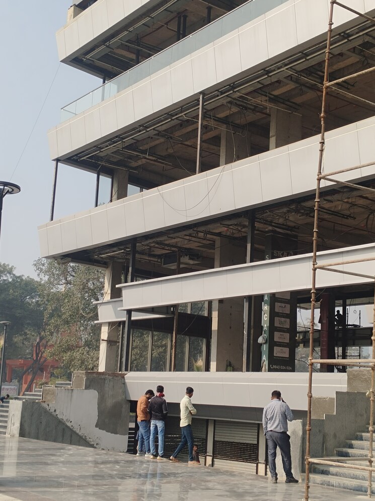 Exterior View, ska-arcadia Commercial Shop 400 Sq.Ft. In Wave City Ghaziabad 9527522