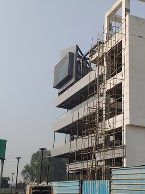  Shop – Exterior View View at SKA Arcadia, Wave City - for Sale