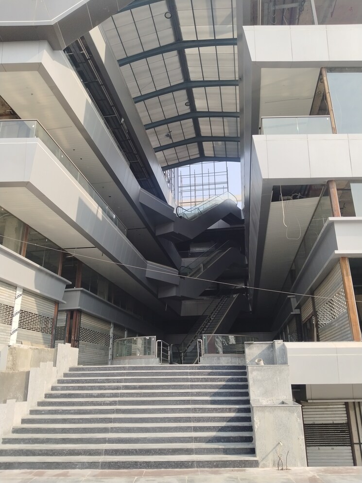 Exterior View, ska-arcadia Commercial Shop 400 Sq.Ft. In Wave City Ghaziabad 9527522