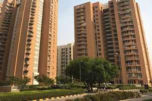 2 BHK Apartment For Rent in Pioneer Park Phase 1, Sector 61