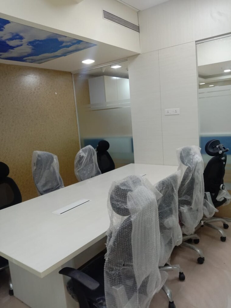 Team Area, satra-plaza Commercial Office Space 3260 Sq.Ft. In Vashi Sector 19d Navi Mumbai 9527512