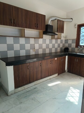 Kitchen in 3 BHK Builder Floor at Uppal Southend, Sector 49 – for Rent