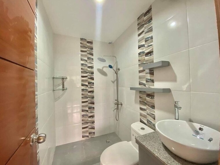 Bathroom, itpl road 2 Bedroom 1500 Sq.Ft. Villa In Itpl Road Bangalore 9527603
