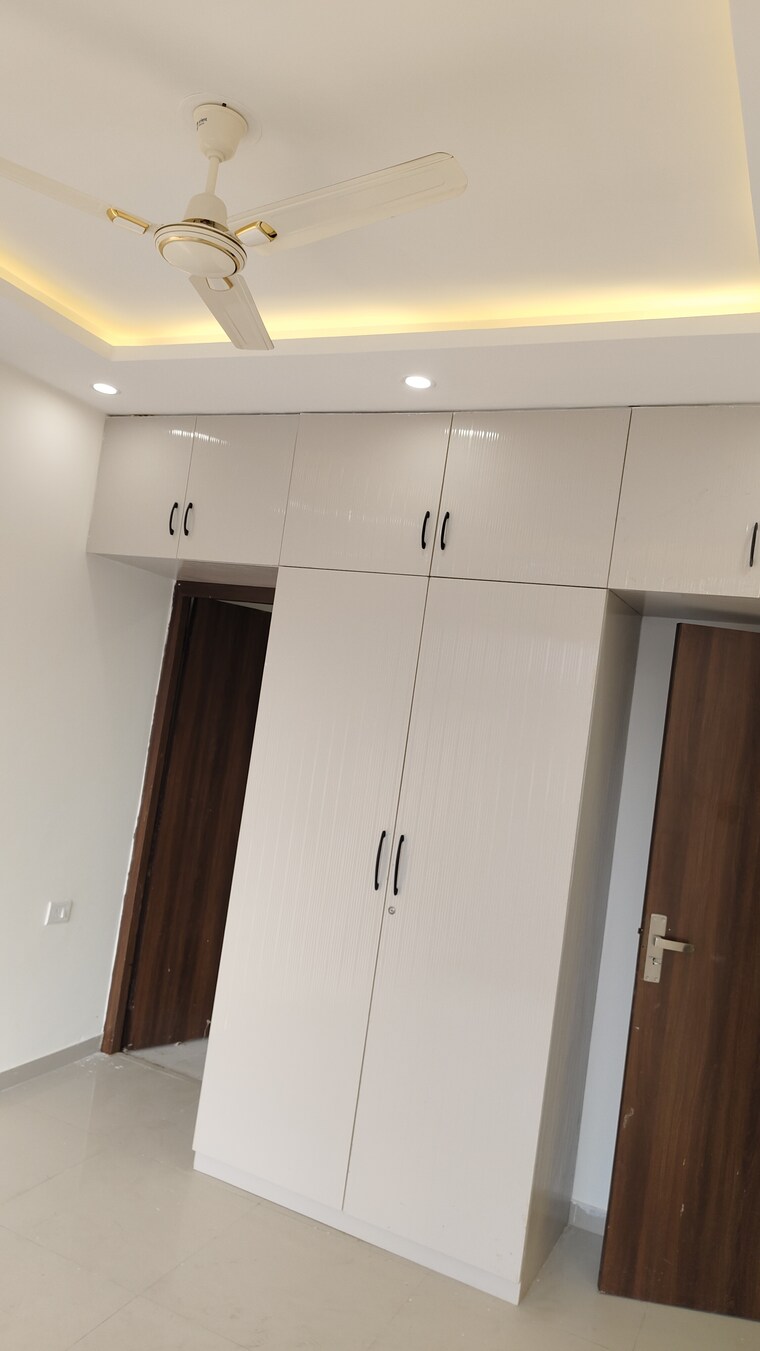 undefined, suncity-avenue-76 2 Bedroom 735 Sq.Ft. Apartment In Sector 76 Gurgaon 9527638