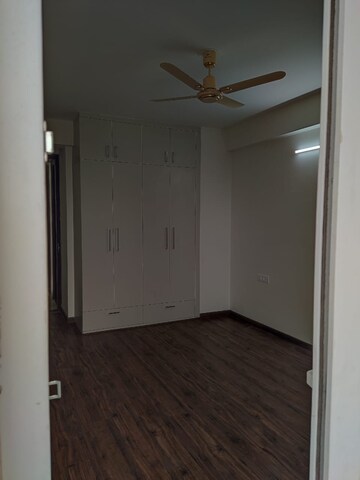 Room in 3 BHK Apartment at Allwin El Spazia, Sanauli – for Sale