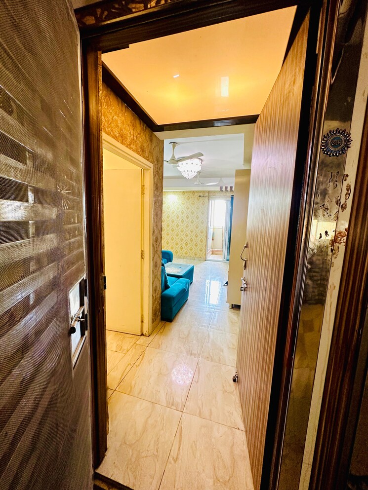 Other, ska-metro-ville 4 Bedroom 1670 Sq.Ft. Apartment In Eta Ii Greater Noida Greater Noida 9527689