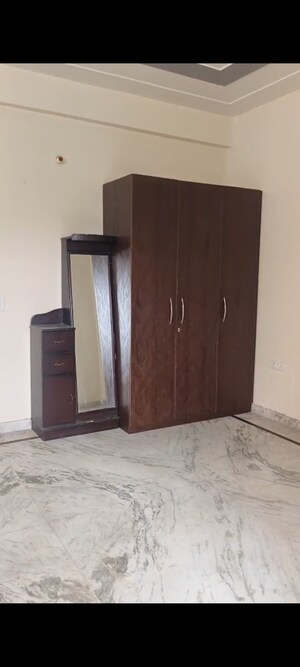 Room in 3 BHK Villa at Wave Springwood Enclave, Mahurali – for Rent