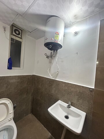 Bathroom in 2 BHK Apartment at Suncity Avenue 76, Sector 76 – for Rent