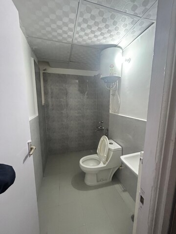 2 BHK Apartment For Rent in Suncity Avenue 76, Sector 76