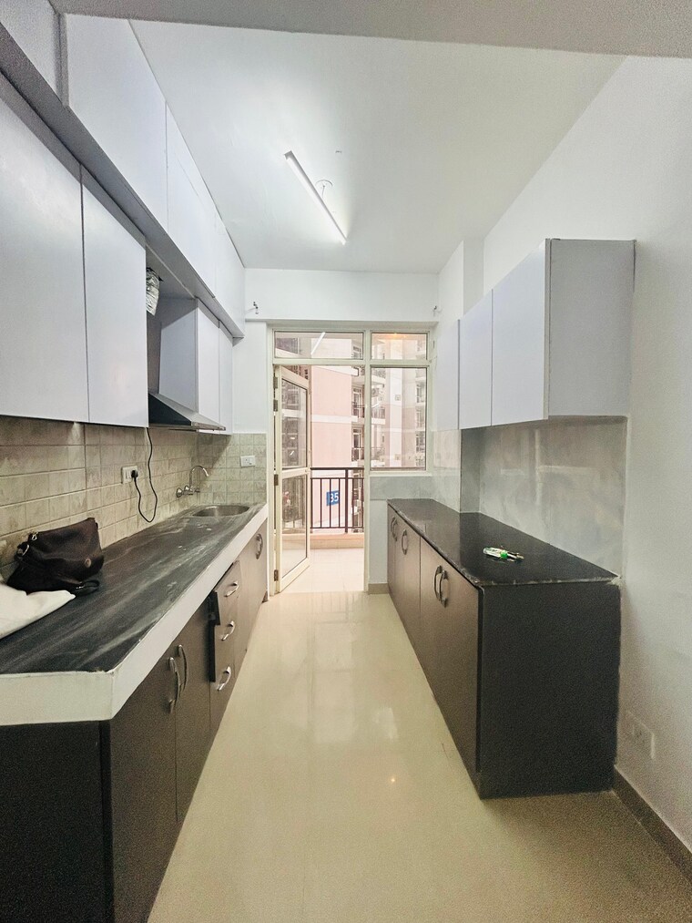 Kitchen, suncity-avenue-76 2 Bedroom 735 Sq.Ft. Apartment In Sector 76 Gurgaon 9527732