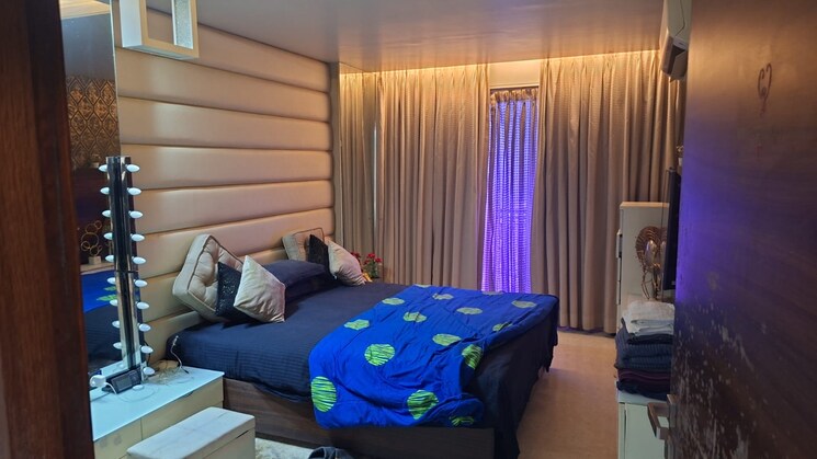 Bedroom, ghodbunder road 3 Bedroom 1000 Sq.Ft. Apartment In Ghodbunder Road Thane 9527757