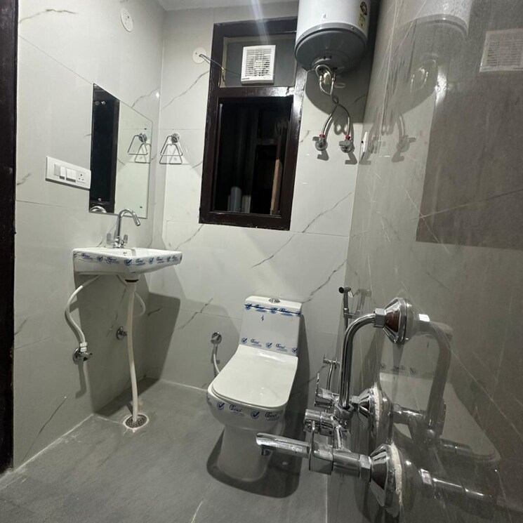 Team Area, katwaria sarai 1 RK 250 Sq.Ft. Builder Floor In Katwaria Sarai Delhi 9527773