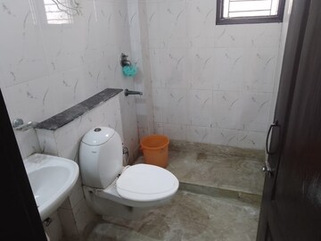 Bathroom in 3 BHK Builder Floor at Defence Colony – for Rent
