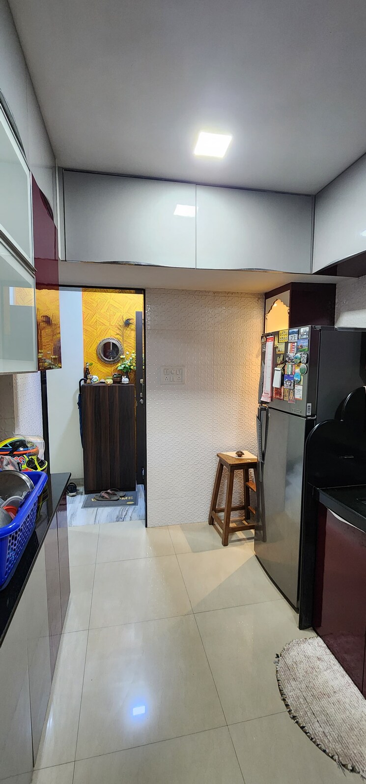 Room, crystal-garden-estate-chs 1.5 Bedroom 485 Sq.Ft. Apartment In Manpada Thane 9527850