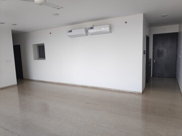 3 BHK Apartment For Rent in Oberoi Sky City, Borivali East