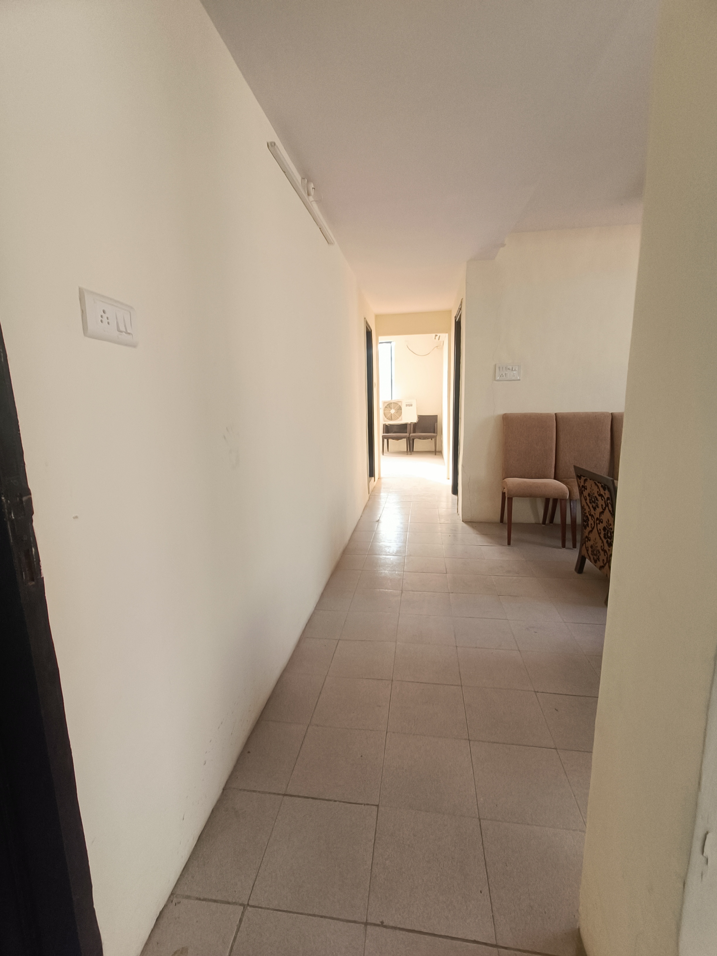 3 BHK + Servant Room Apartment For Sale in Churchgate 