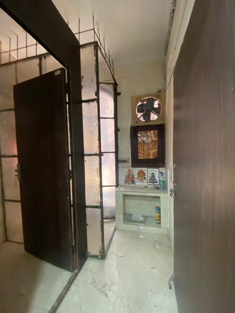 undefined, defence colony 4 Bedroom 2200 Sq.Ft. Builder Floor In Defence Colony Delhi 9527883