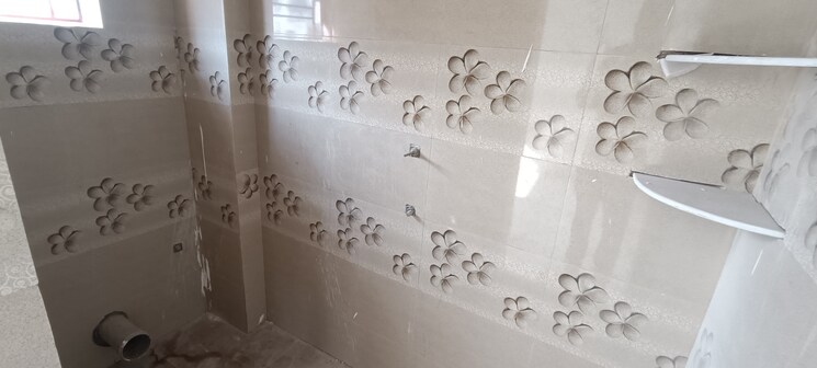 Bathroom, kestopur 2 Bedroom 925 Sq.Ft. Apartment In Kestopur Kolkata 9527788