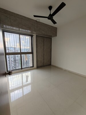 Room in 3 BHK Apartment at Runwal Eirene, Balkum Pada – for Rent