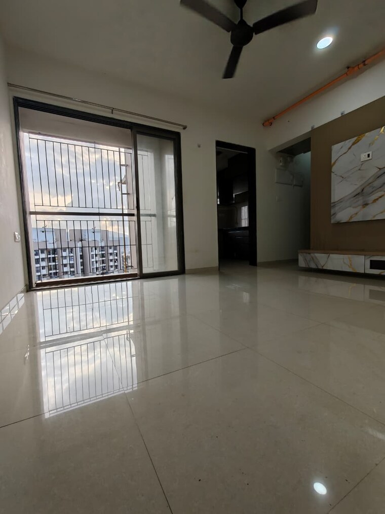 Room, runwal-eirene 3 Bedroom 958 Sq.Ft. Apartment In Balkum Pada Thane 9527900