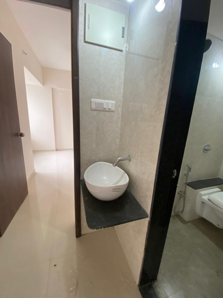 Bathroom, wadhwani-om-mangalam-chaitanya 2 Bedroom 673 Sq.Ft. Apartment In Ravet Pune 9527893