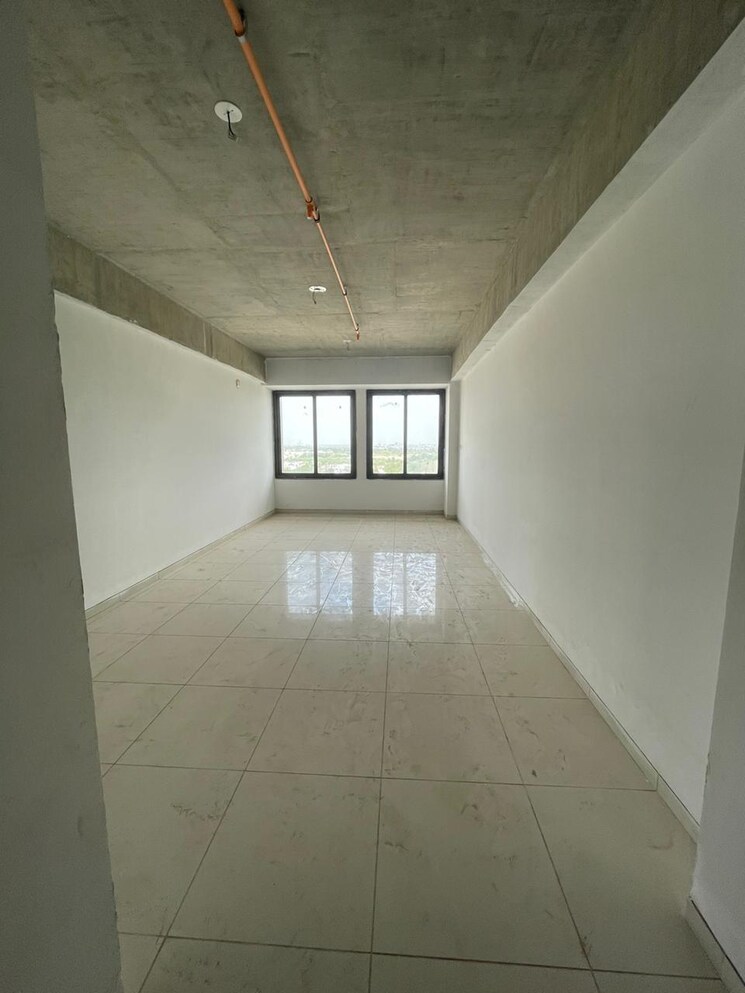 undefined, gota Commercial Office Space 1000 Sq.Ft. In Gota Ahmedabad 9527901
