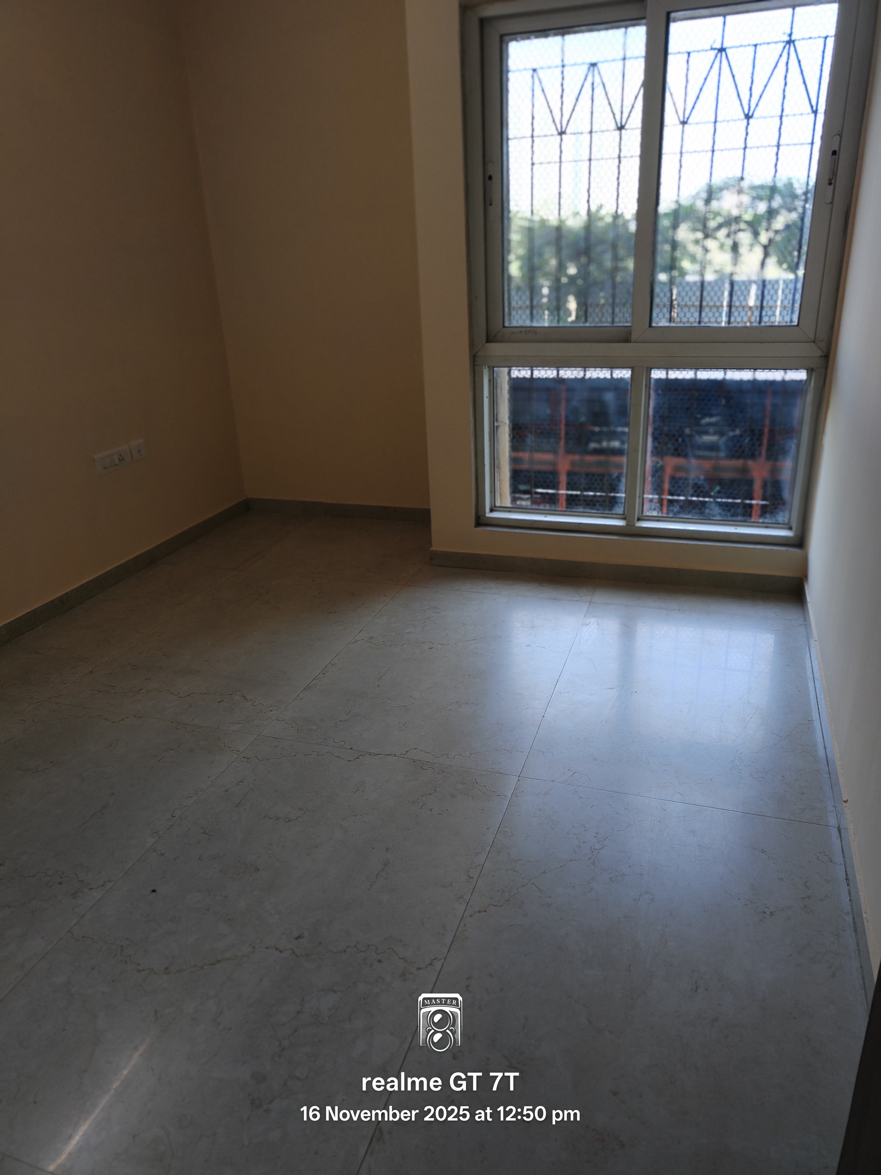 2 BHK Apartment For Rent in Dosti West County