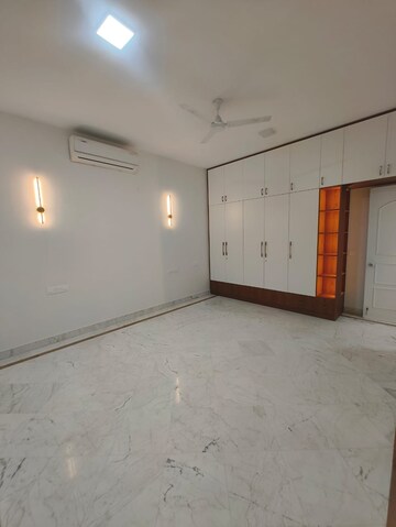 3 BHK Apartment For Rent in Brigade Lavelle 1, Lavelle Road
