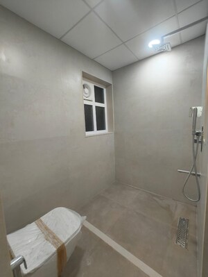 Room in 3 BHK Apartment at Brigade Lavelle 1, Lavelle Road – for Rent