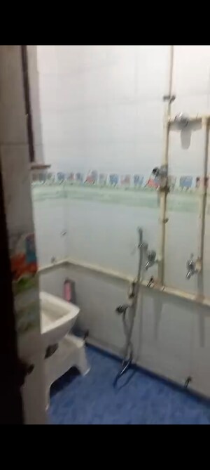 Bathroom in 1.5 BHK Apartment at Cbd Belapur Sector 8b – for Rent