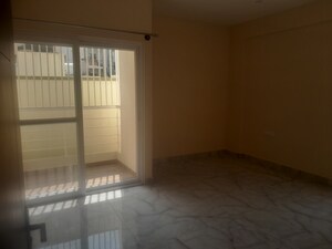Room in 3 BHK Apartment at Nri Layout – for Rent